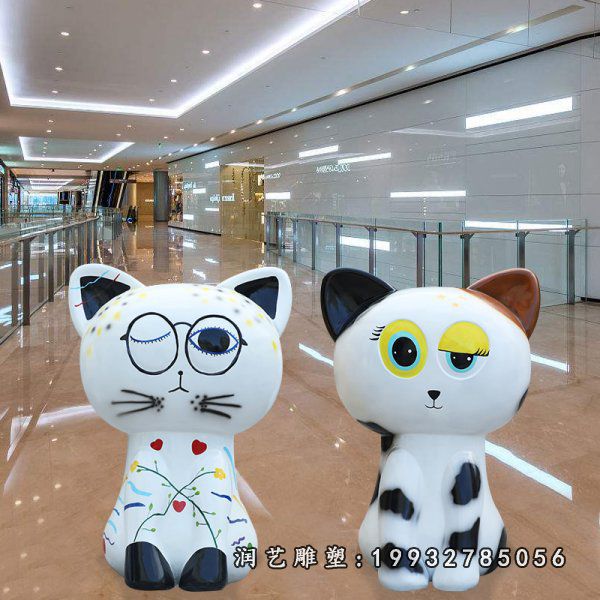 小区玻璃钢招财猫雕塑