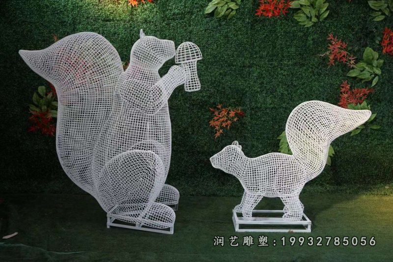 公司不锈钢松鼠动物雕塑