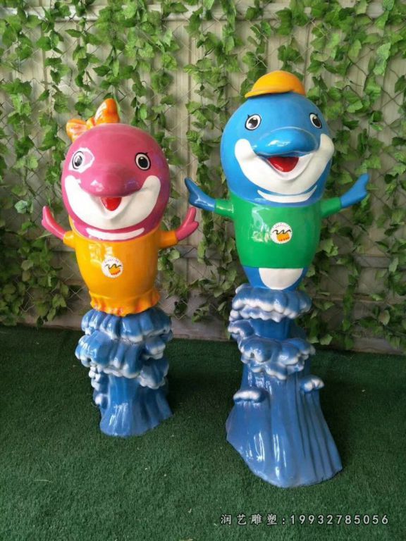 草坪玻璃钢海豚动物雕塑
