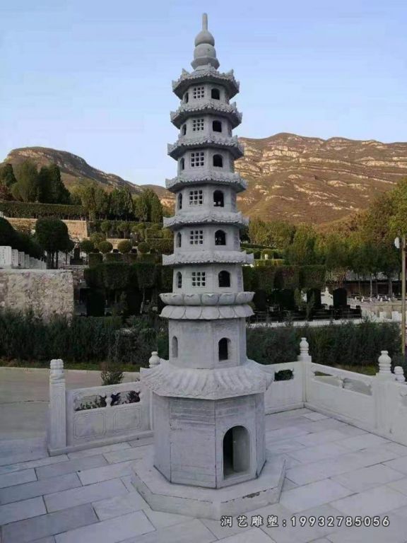 石塔景观公园雕塑