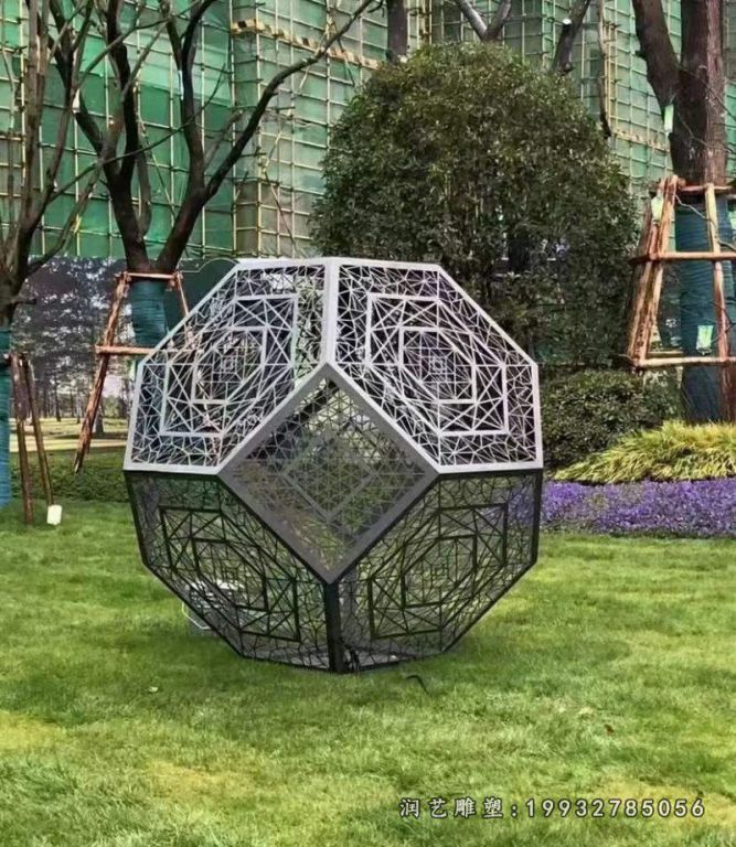游乐场不锈钢创意景观雕塑