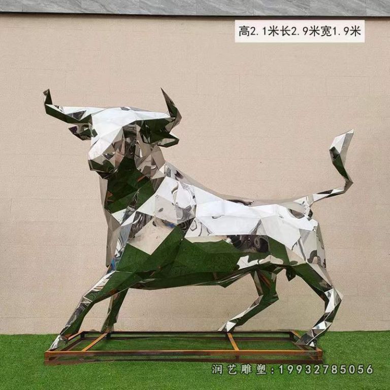 公寓不锈钢动物牛雕塑
